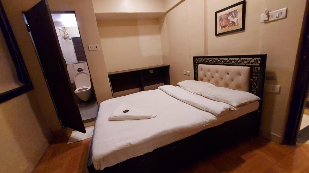 Rigga Kokilaben Dhirubhai Ambani Hospital Mumbai