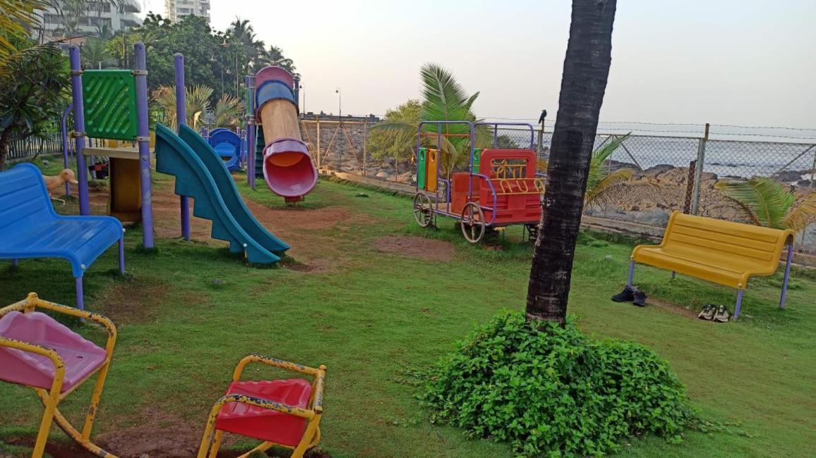Seaview Bandra W Bandstand Nr Taj Women Only Mumbai