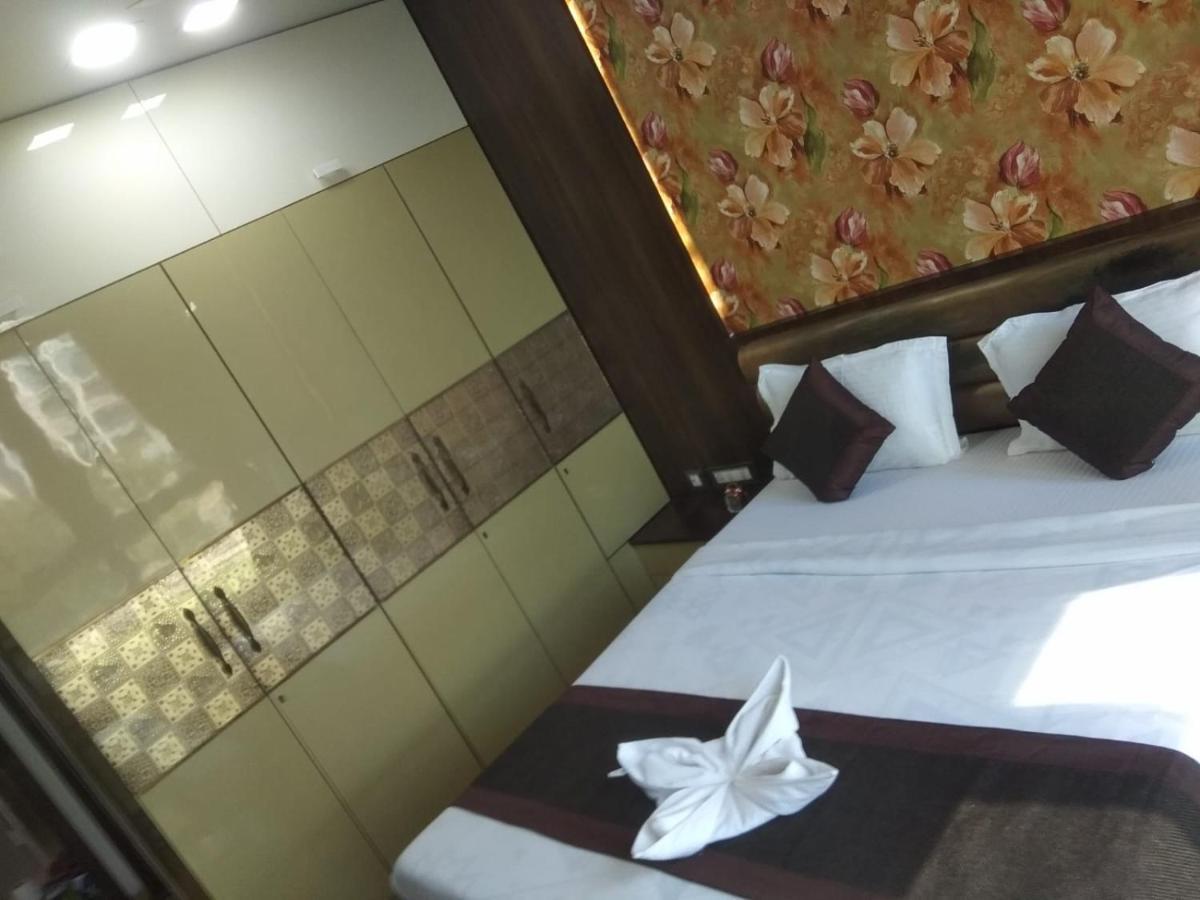 Xperia Service Homestay *