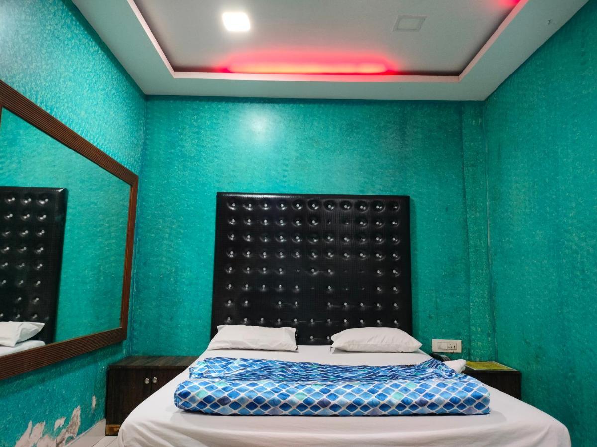 Spring & Love hotel *