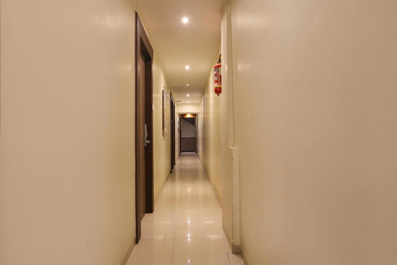 Fabhotel West - Nr International Airport Hotel