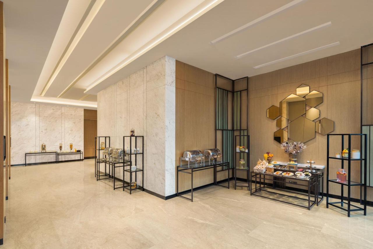 Hotel Fairfield By Marriott International Airport