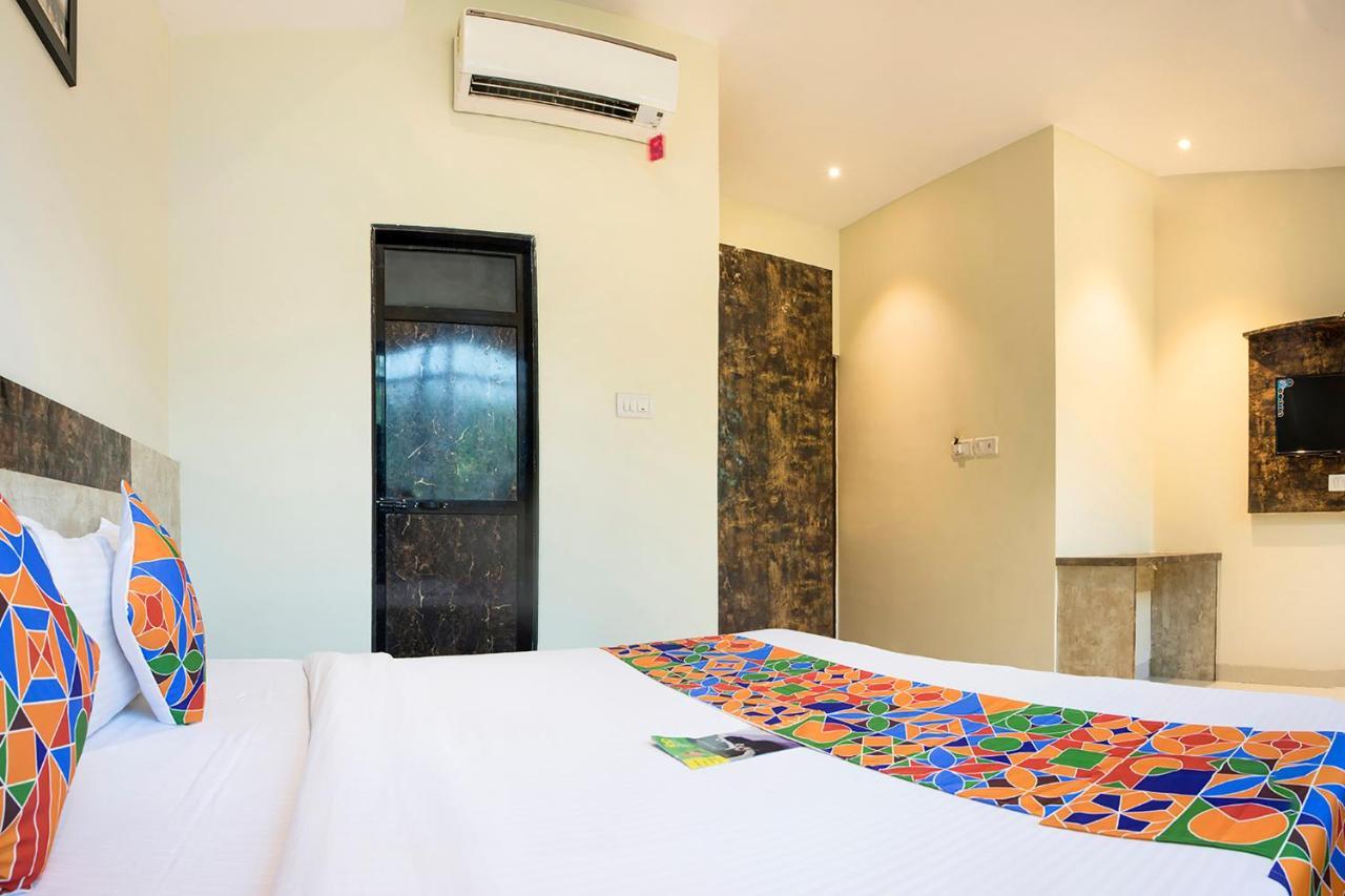Fabexpress Embassy Grand - Nr Bkc