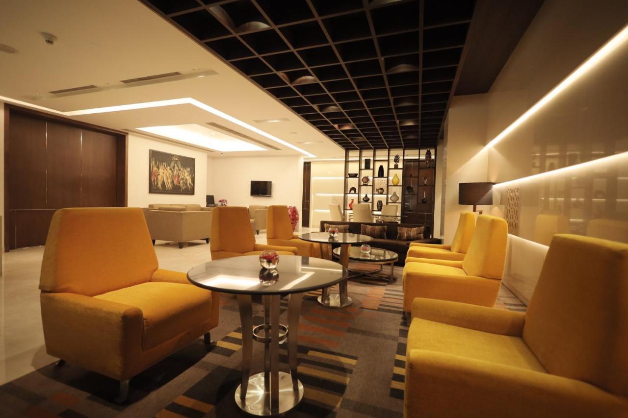 Hotel International Airport By Ihg 5*