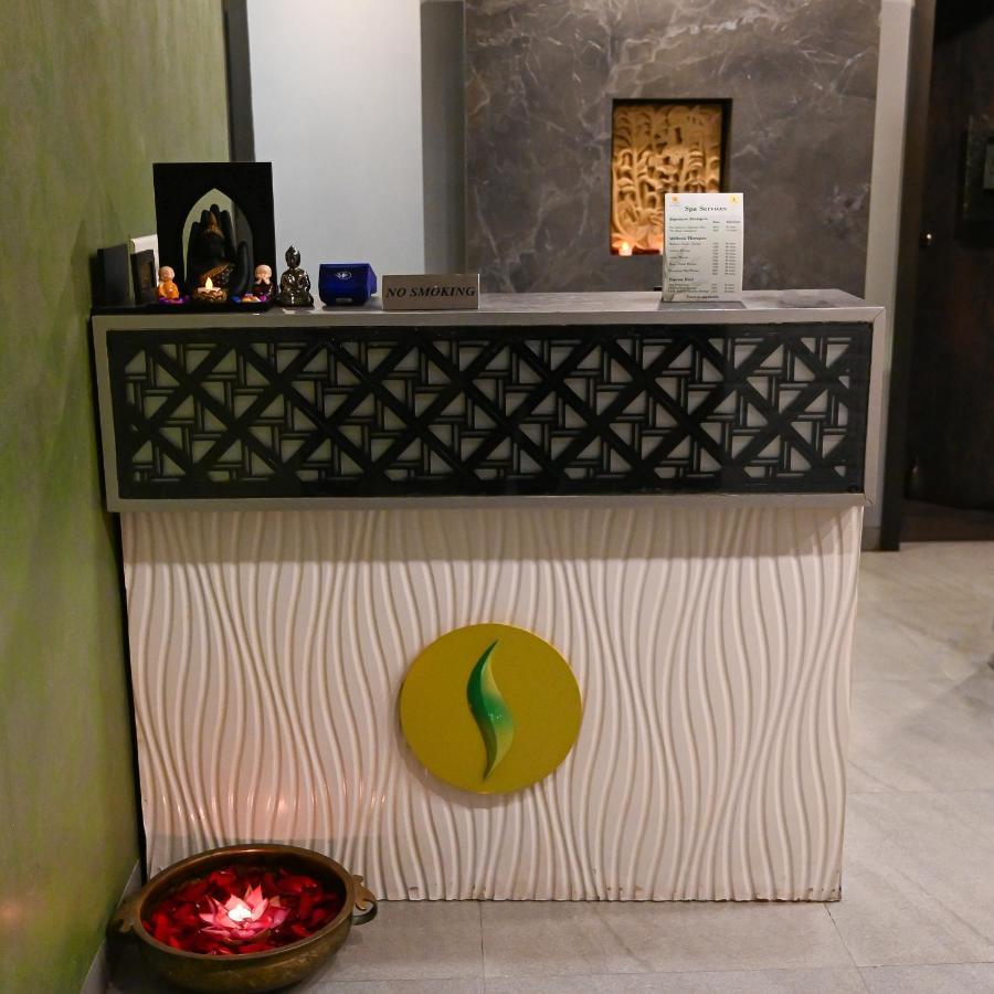 The Shalimar Hotel, Kemps Corner 4*