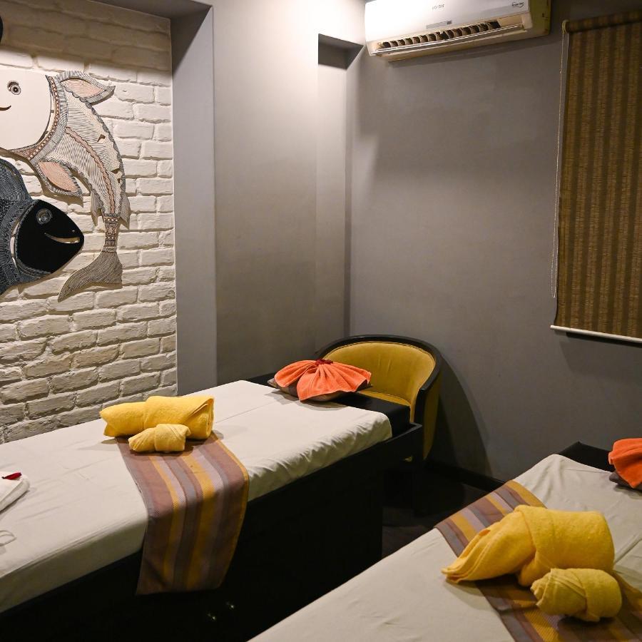 The Shalimar Hotel, Kemps Corner 4* Mumbai