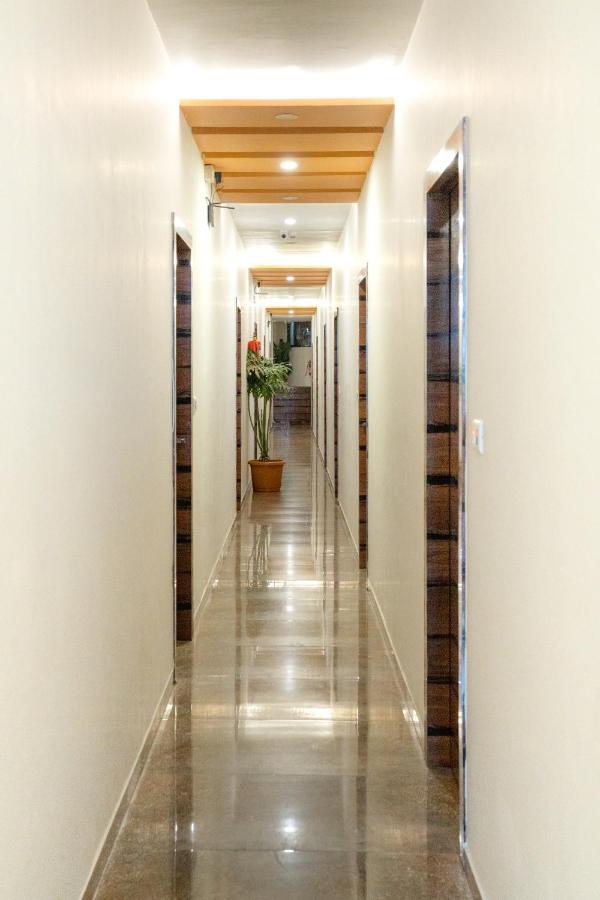 Hotel Royce Executive Near Us Consulate, Bandra Kurla Complex Mumbai