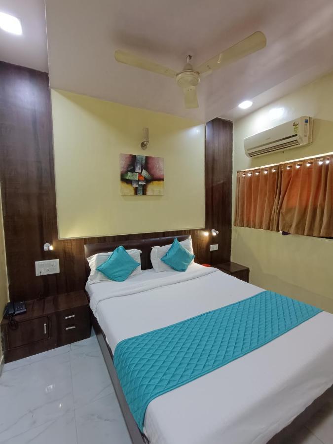Amber-colaba Hotel 3*