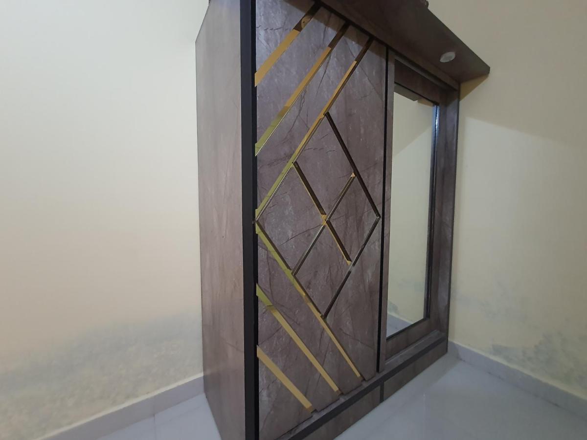 Osi Khar West Apartamento Bombaim