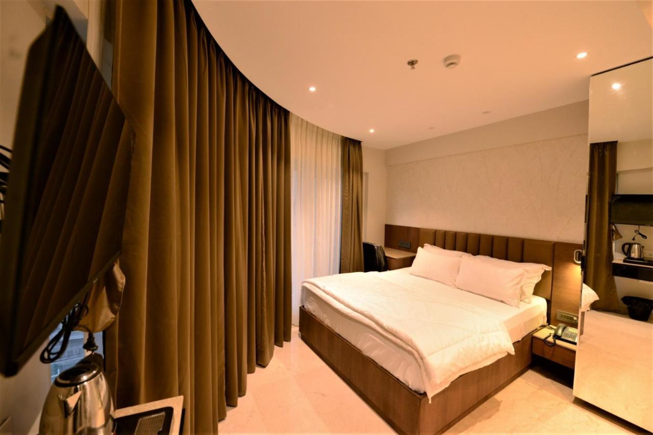 Anupam Residency 3*