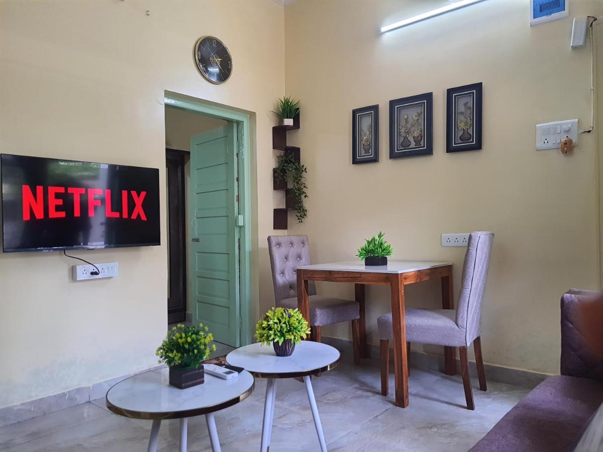 Osi Khar West Apartamento *