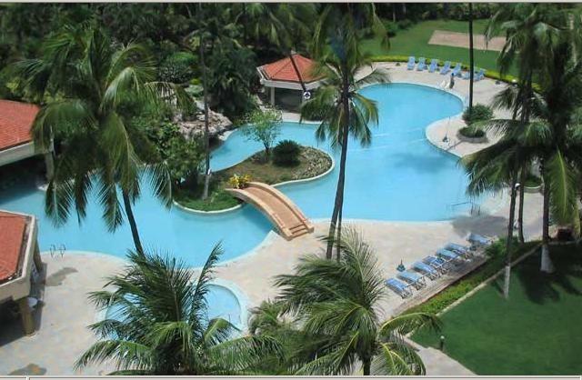 The Retreat & Convention Centre Hotel