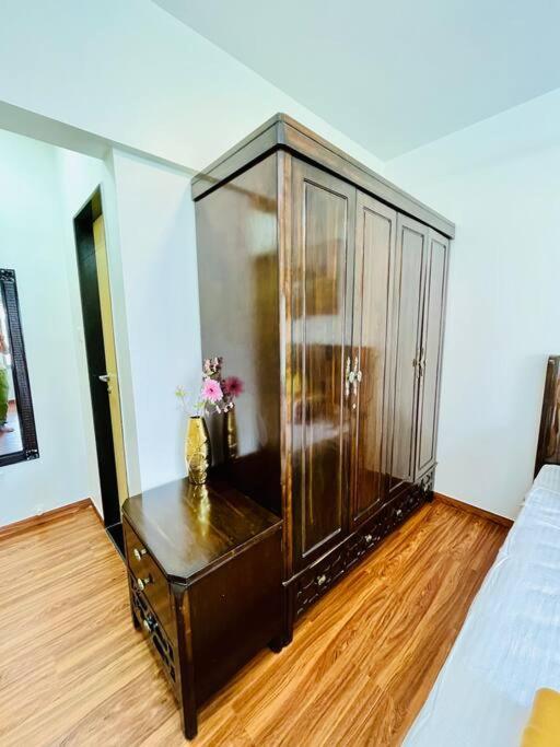 La France 4bhk Service Apartment Mumbai