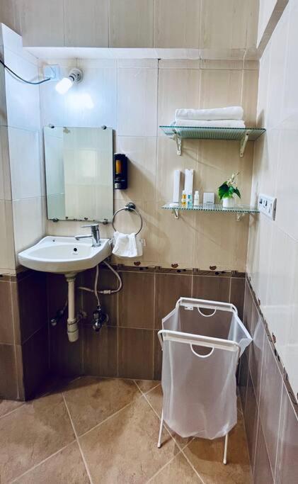 Apartment La France 4bhk Service