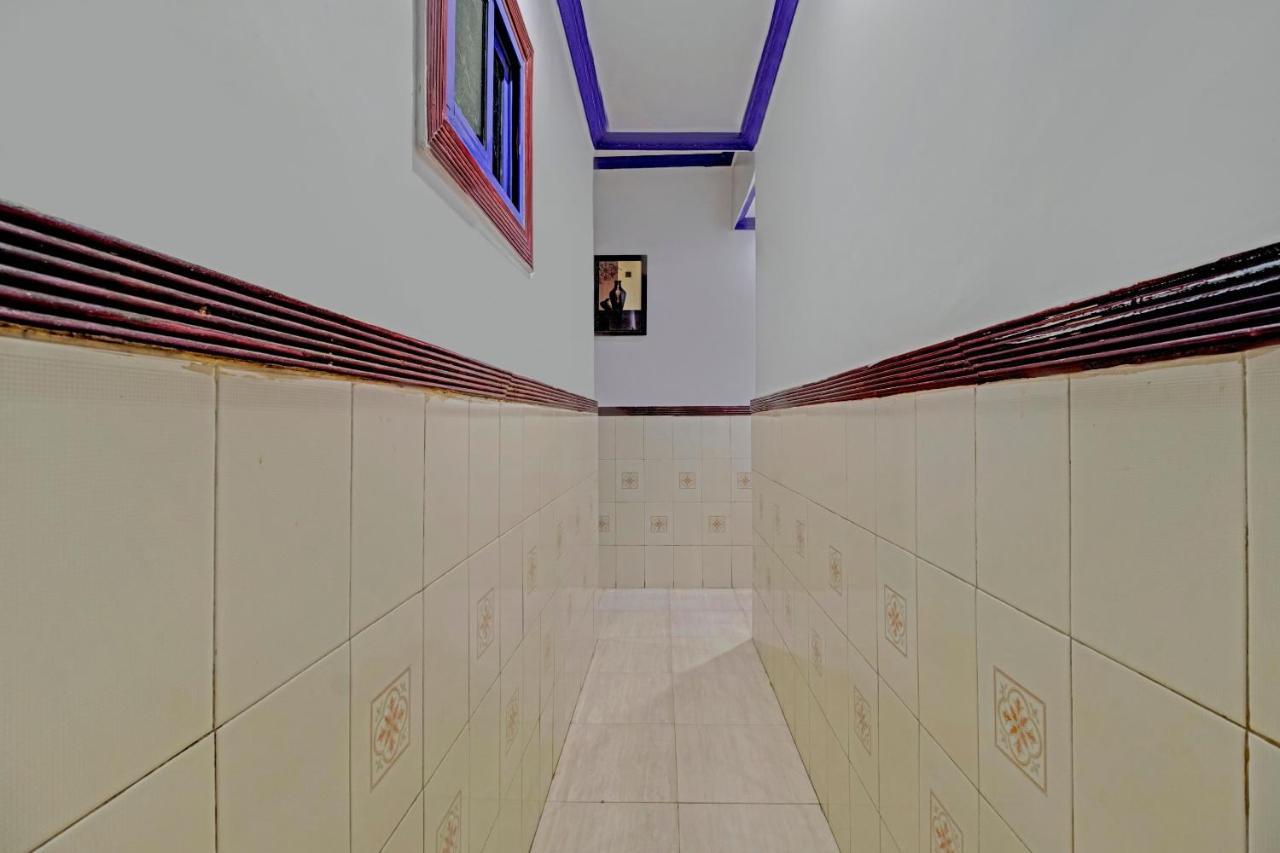 Spot On Grand Skylight Near Chhatrapati Shivaji International Airport Hotel