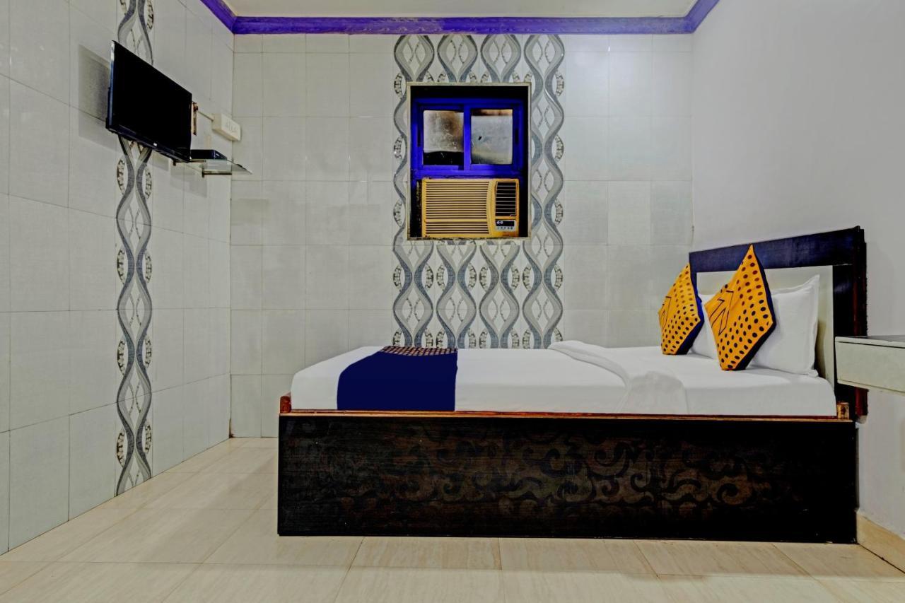 Spot On Grand Skylight Near Chhatrapati Shivaji International Airport Hotel