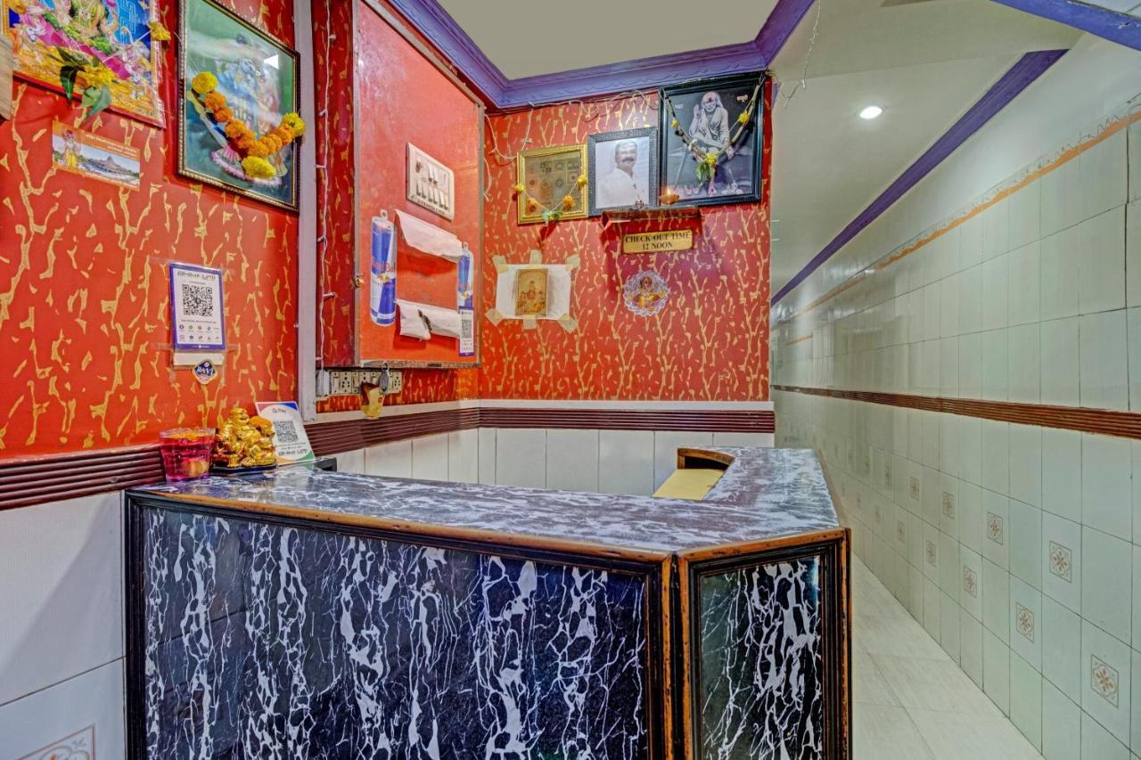 Hotel Spot On Grand Skylight Near Chhatrapati Shivaji International Airport