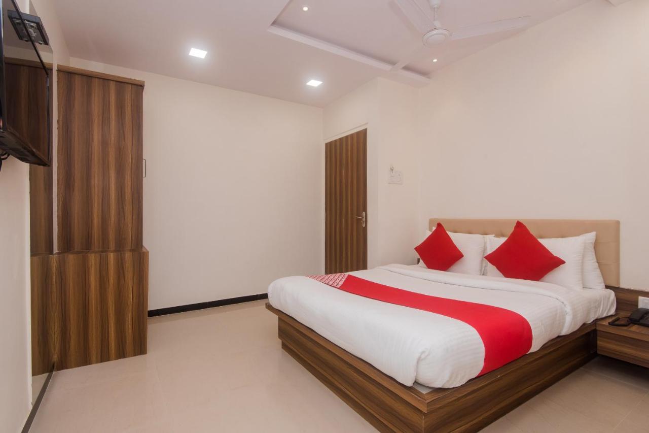 Oyo Flagship 23259 Galaxy Mumbai
