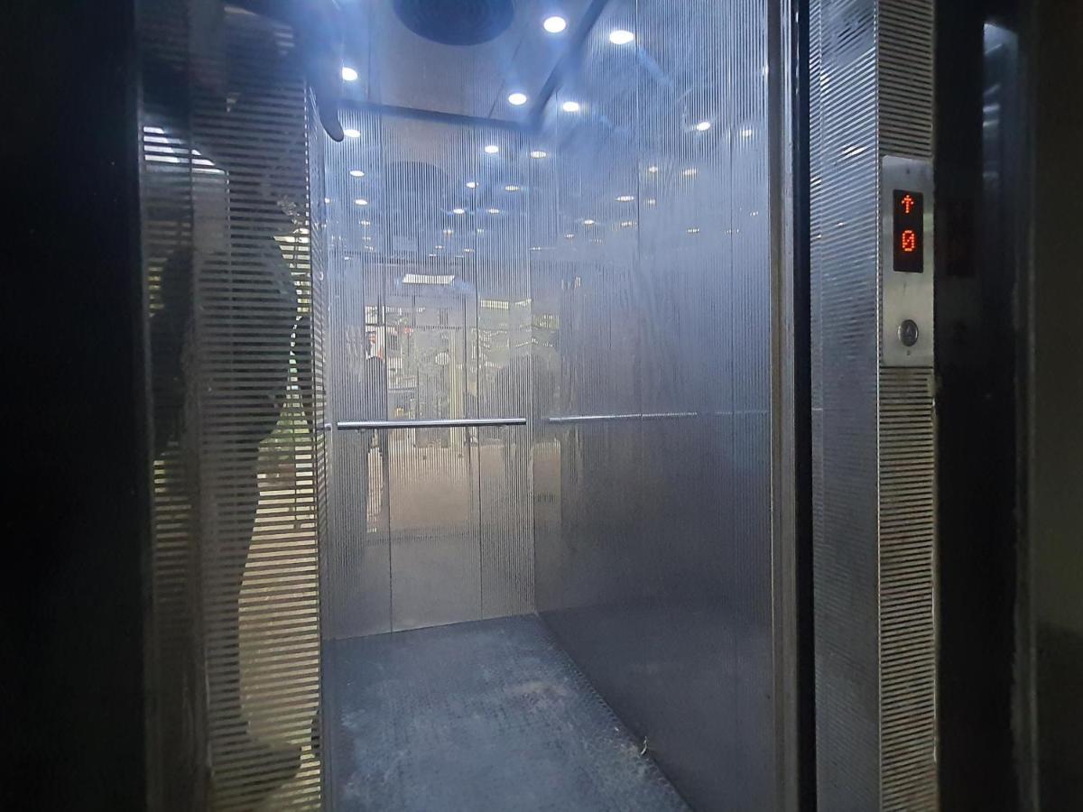 Osi Khar West Apartamento *