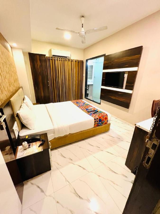 Hotel Embassy Park - Bkc 2*