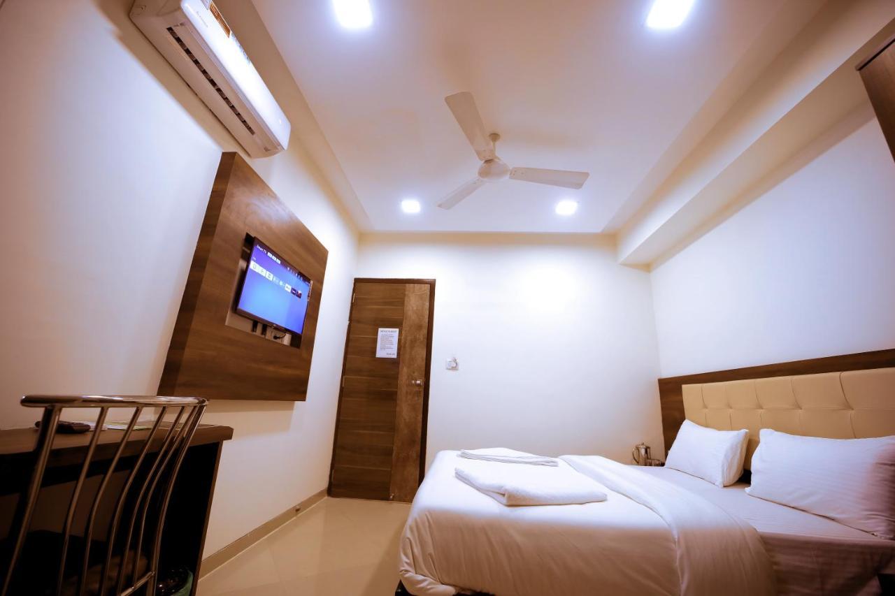 Precious Pearl Hotel 2*