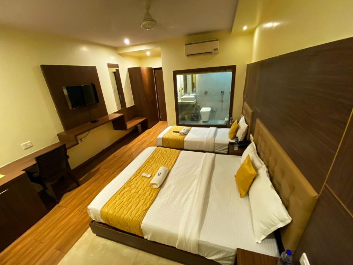 Hotel Pearl's Bkc Inn- Near Trade Centre, Visa Consulate Mumbai