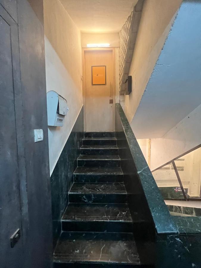 Apartment Nexstage Terraces, The Blue Lagoon Suite, Carter Road, Bandra West Mumbai