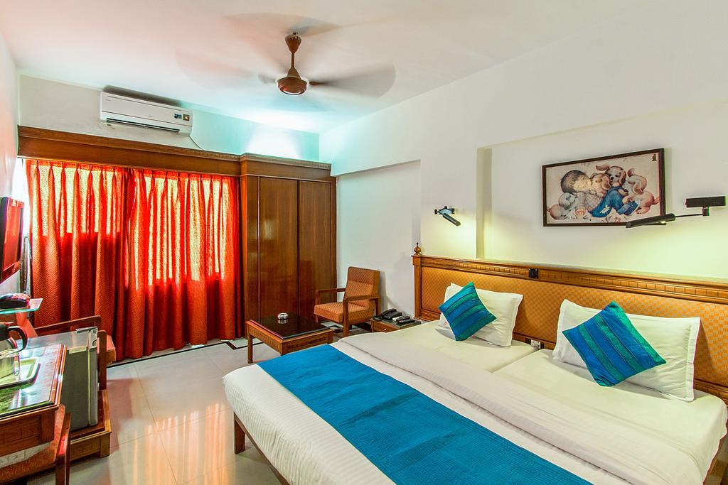 Hotel Zo Juhu 3*