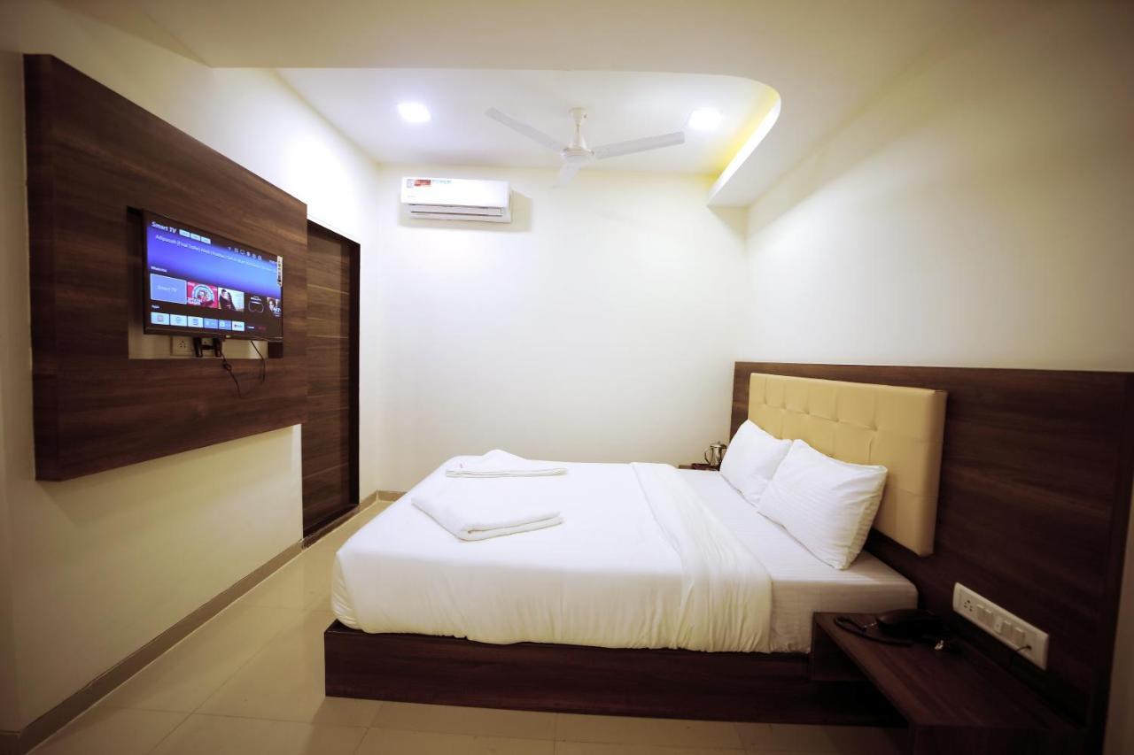 Hotel Precious Pearl Mumbai