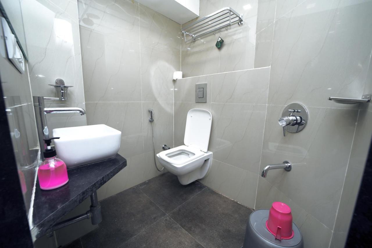 Precious Pearl Hotel 2*