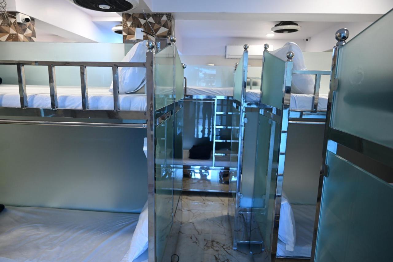 Capsule hotel Sagar Andheri - Nearest To Andheri Railway Station West Mumbai