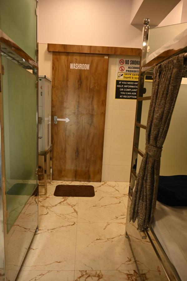 Capsule hotel Sagar Andheri - Nearest To Andheri Railway Station West