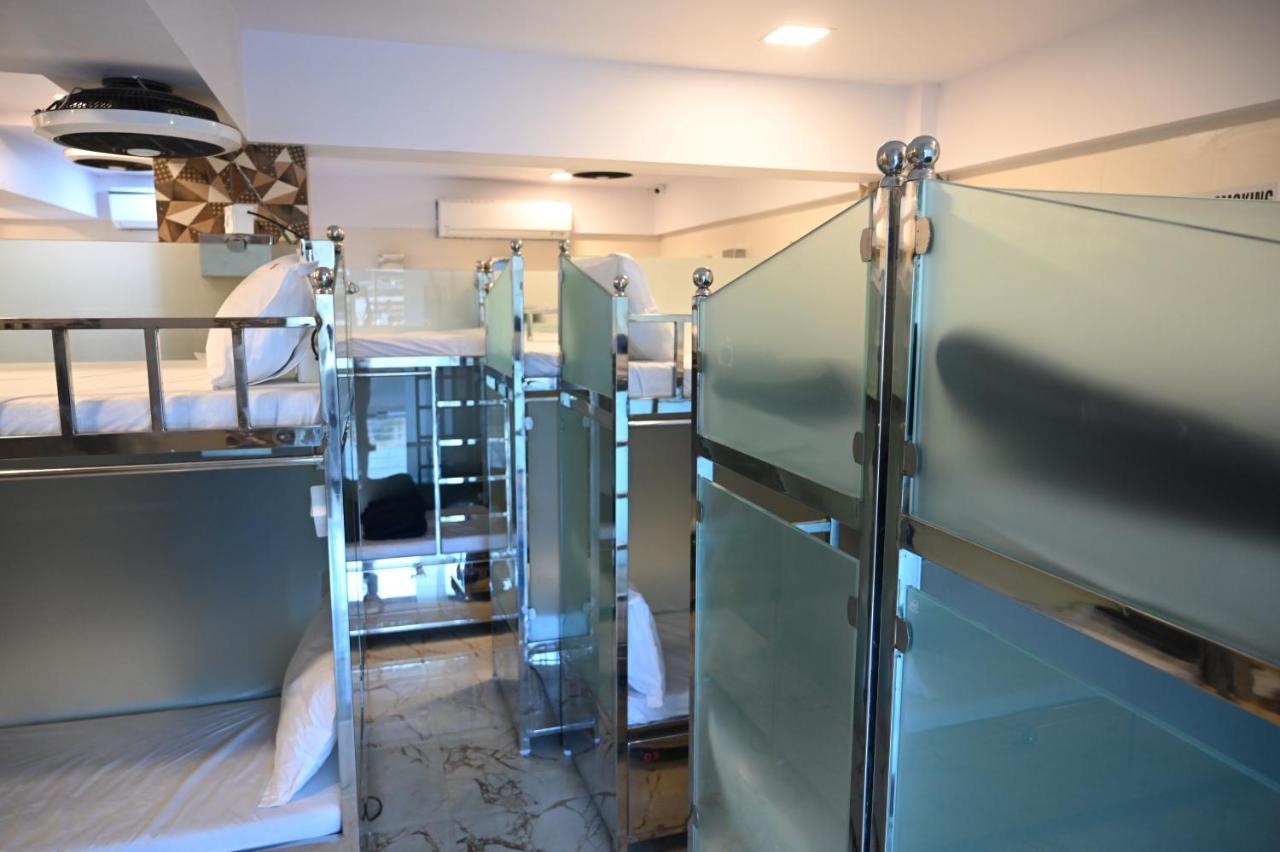 Sagar Andheri - Nearest To Andheri Railway Station West Capsule hotel *