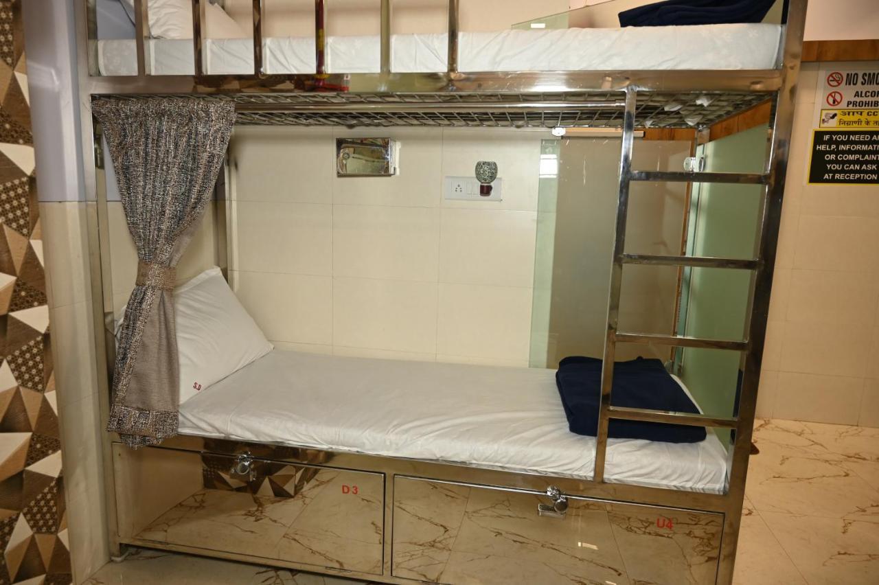 Sagar Andheri - Nearest To Andheri Railway Station West Capsule hotel Mumbai