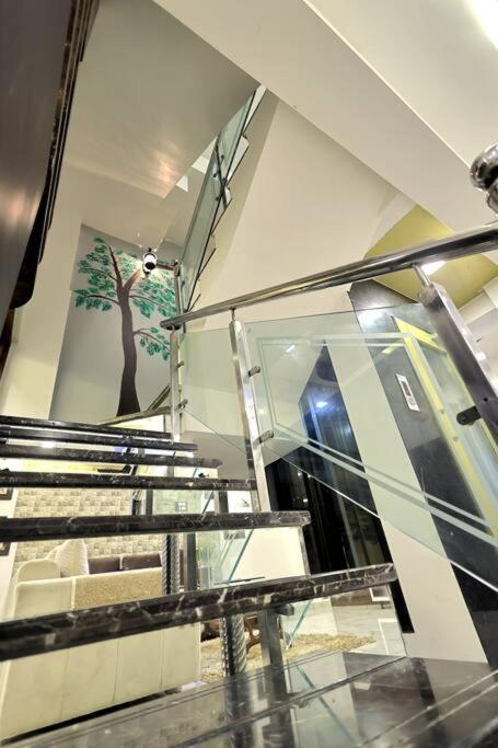 Borivali 4 Bedroom - Gagal *