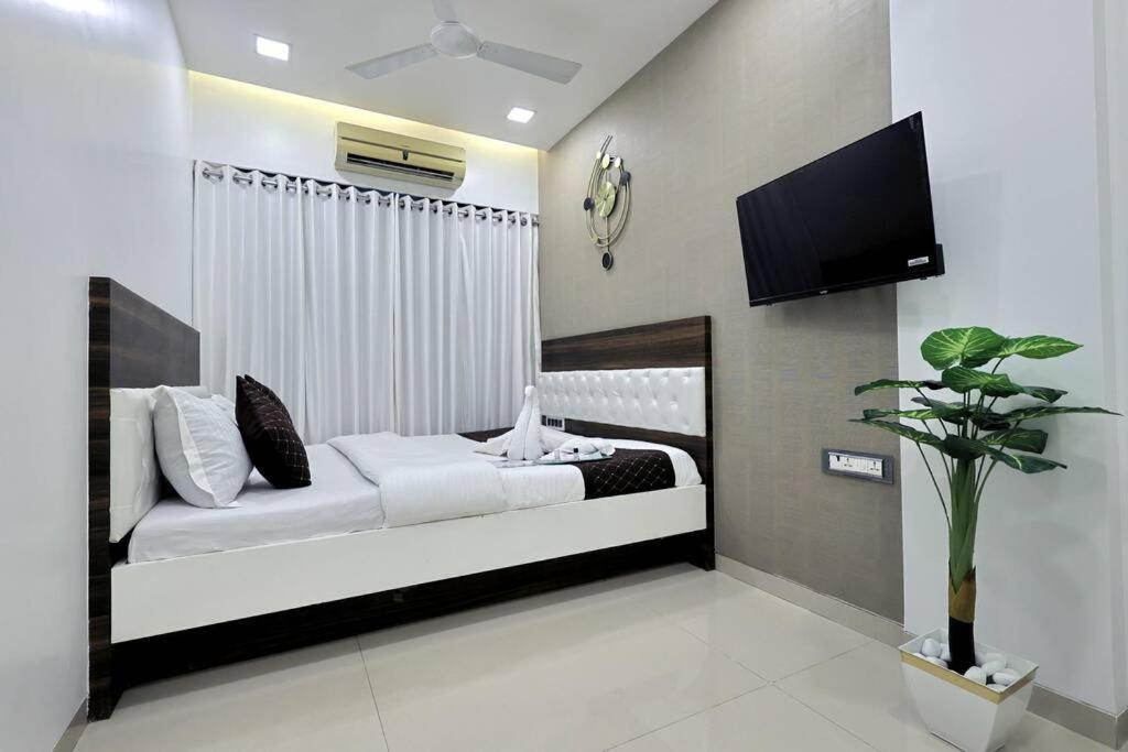 Borivali 4 Bedroom - Gagal *