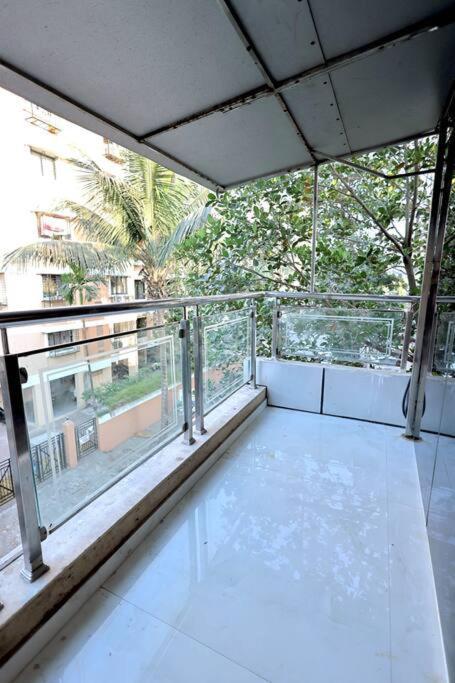 Borivali 4 Bedroom - Gagal