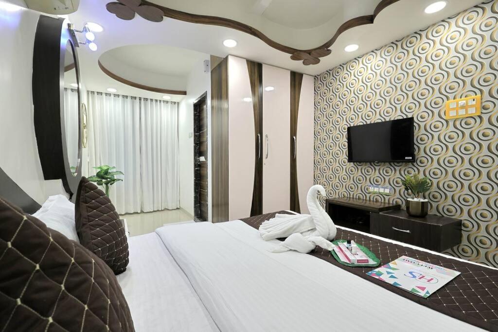 Borivali 4 Bedroom - Gagal Mumbai