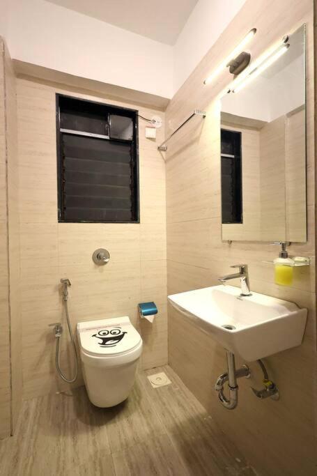 Iconic 3 Bedroom - Borivali East * Mumbai