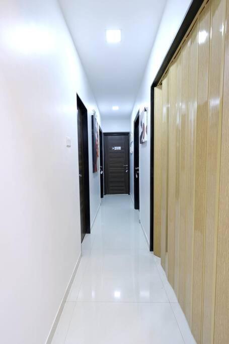 Apartment Iconic 3 Bedroom - Borivali East Mumbai