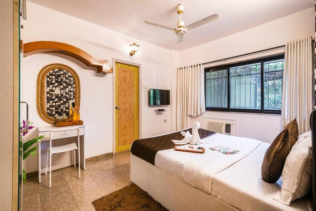 Elegant Duplex For Your Staying Pleasure Apartment *