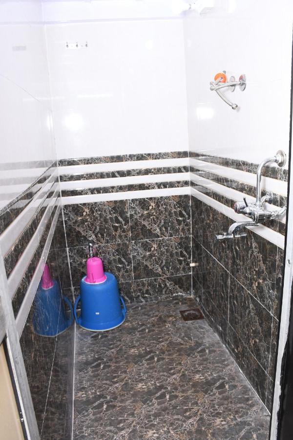 Hangout For Male & Female Marol