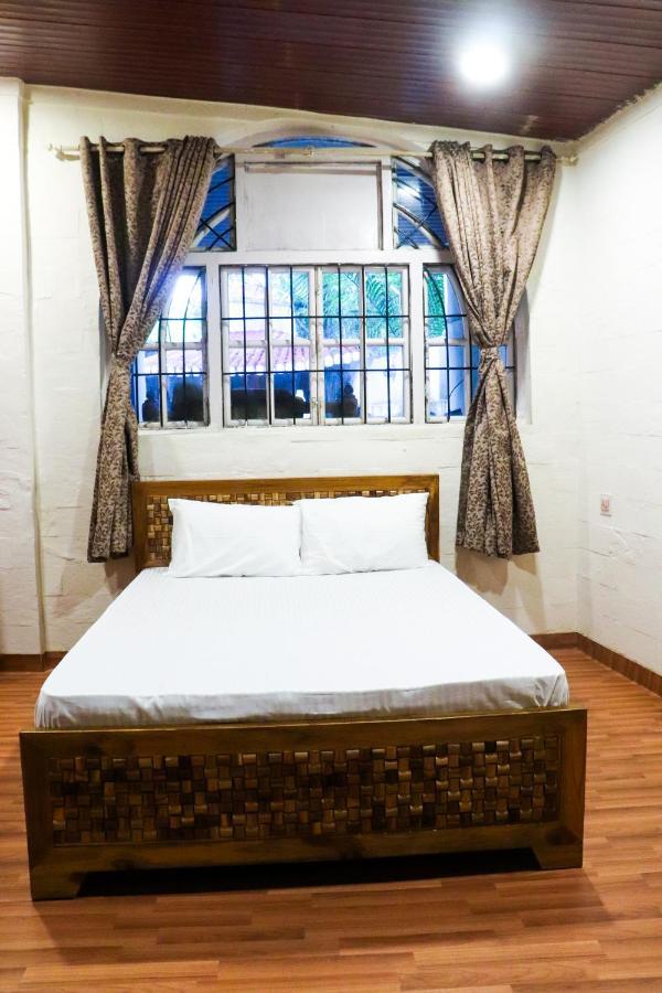 Villa Shraddha Niwas