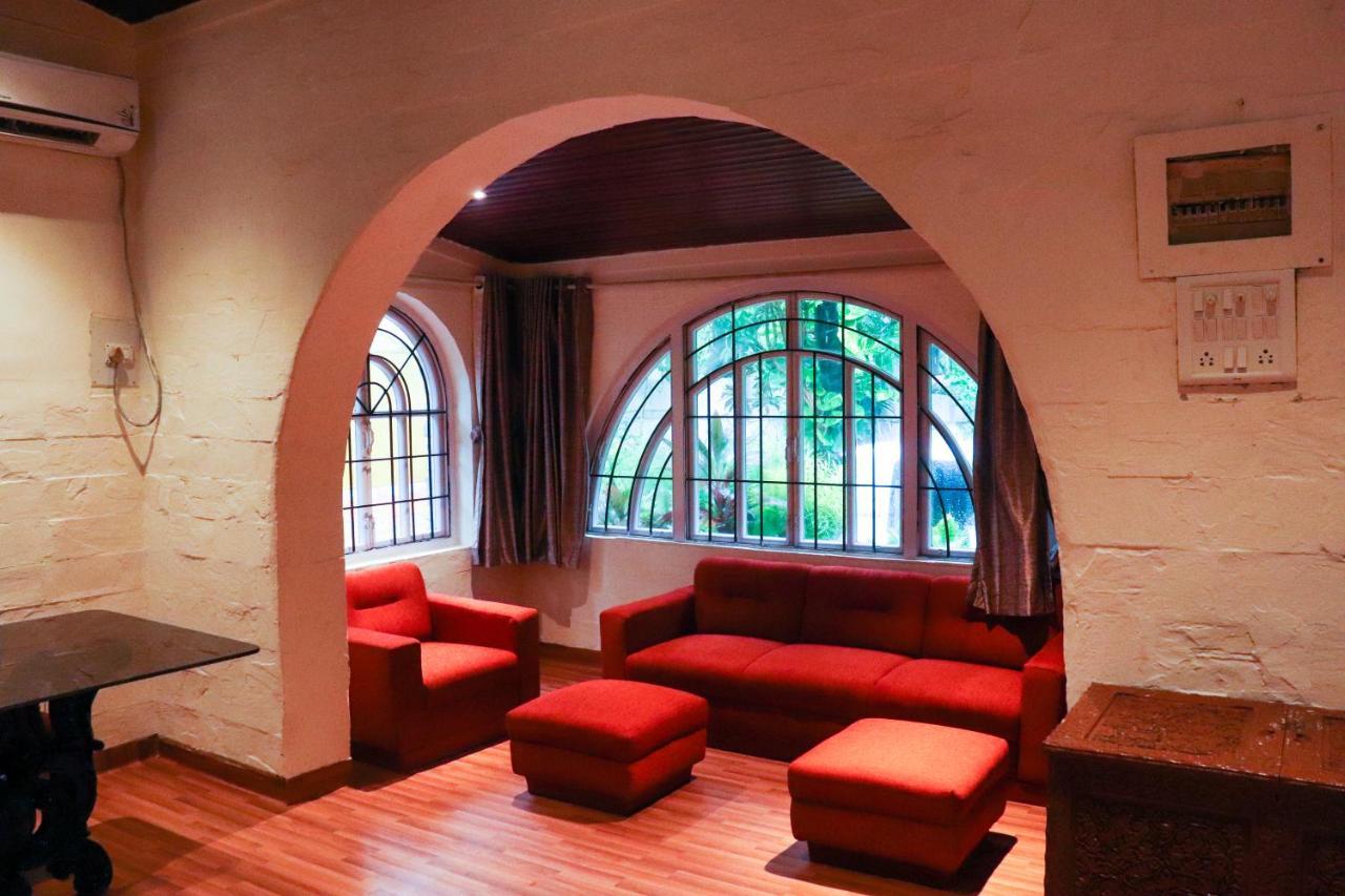 Shraddha Niwas Villa *