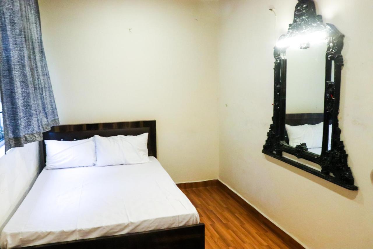 Villa Shraddha Niwas *
