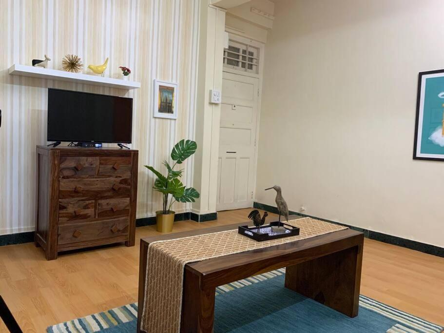 Apartment Dominos 1 Bhk Apartment, Near Carter Road By Connket Homes