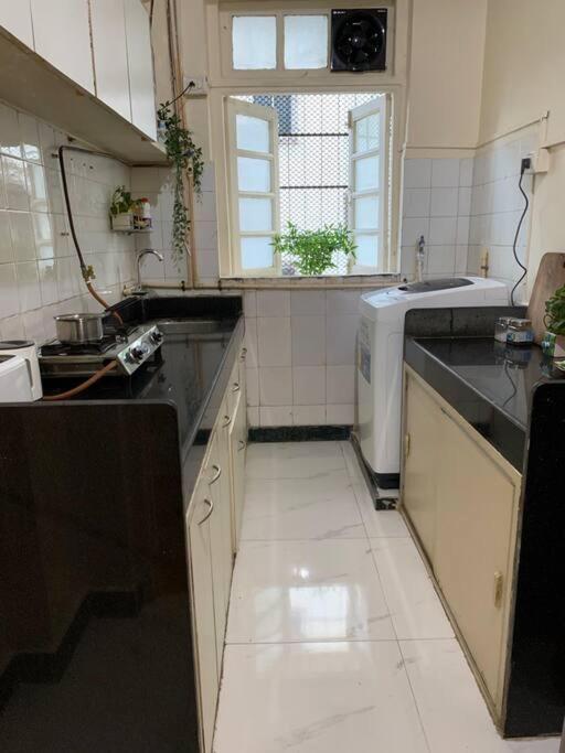 Dominos 1 Bhk Apartment, Near Carter Road By Connket Homes * Mumbai