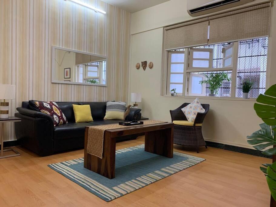 Dominos 1 Bhk Apartment, Near Carter Road By Connket Homes *