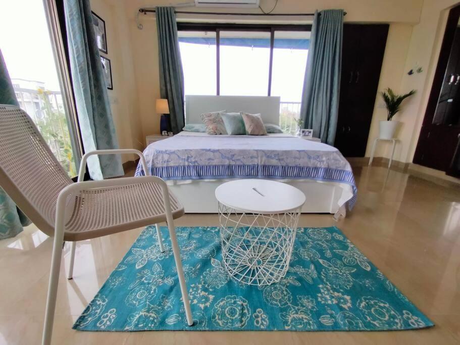 7 - Studio Velankanni Heights, Behaind Nanavati Hospital, Vile Parle By Connekt Homes Apartment