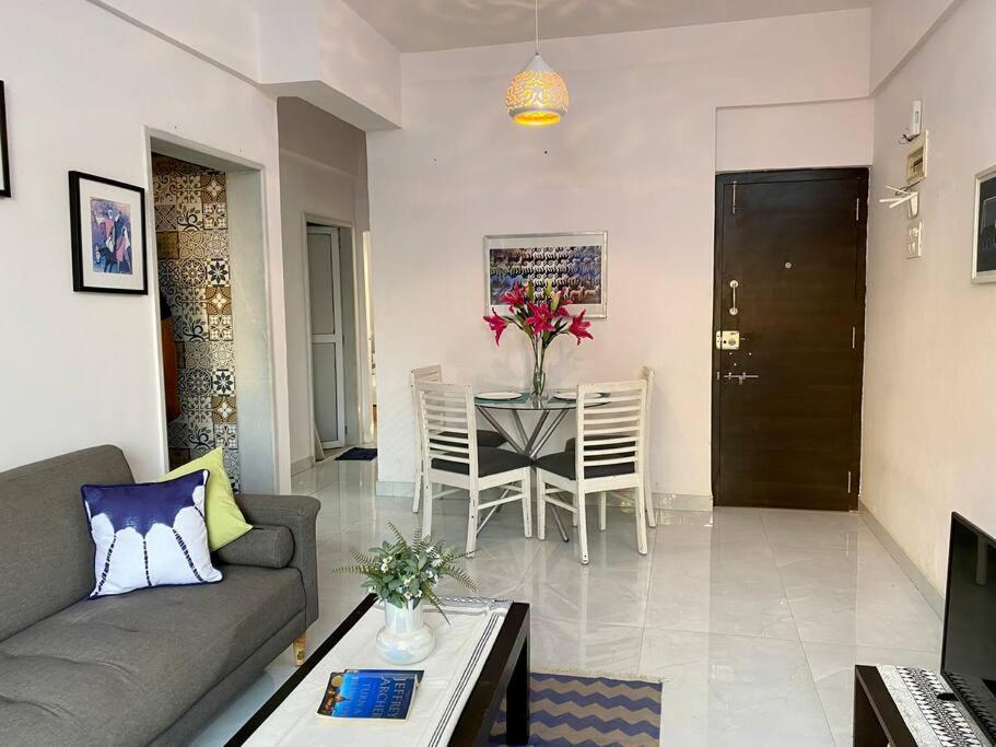 Angel Views 201, Chapel Road, Bandra West By Connekt Homes Apartment *